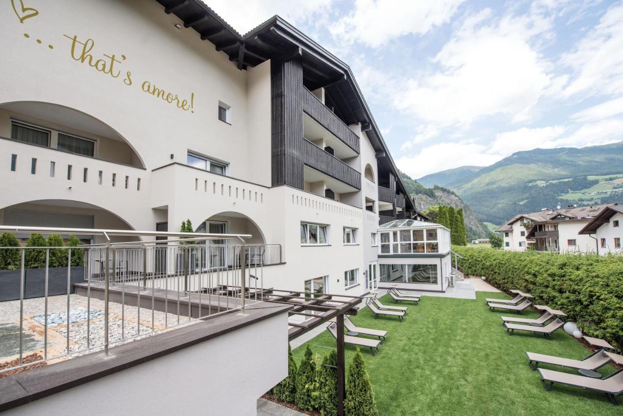 Vitaurina Royal Hotel Molini di Tures Extérieur photo